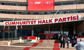 Kurultay dosyası ile İBB dosyasının birleştirilmesi talebine mahkemeden ret