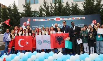 Kuruluş Kanununun 10. yılında maarif: Küresel bir başarı hikâyesi