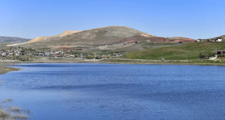 Kuruma riski altındaki ‘Kızılca Göleti’ yeniden suya kavuştu