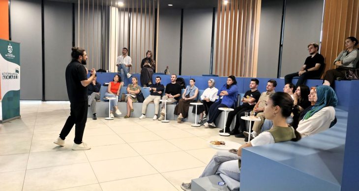 Kocaeli Büyükşehir, kütüphane hizmetlerini bir adım öteye taşıyor; Kütüphanem Kocaeli