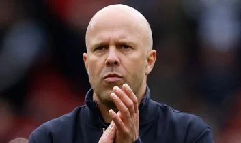 Liverpool’da flaş ayrılık! Arne Slot’un görevine son verildi