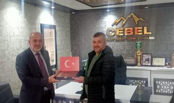 Müftü Biçer’den hayırsever iş insanı Demirel’e ziyaret