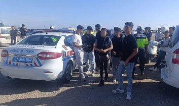 Manavgat’ta motosikletçilere 220 bin lira ceza