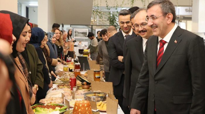 Siirt’in marka değeri ekonomi zirvesi’nde tanıtıldı