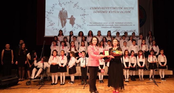 Minik seslerden Cumhuriyet coşkusu Burdur’da yankılandı