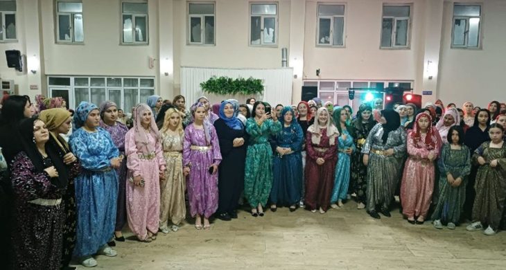 Yöresel Kıyafetler Şarkikaraağaç’ı salladı