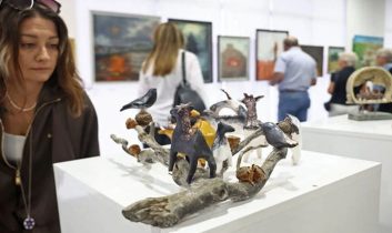 Antalya’da 102 sanatçıdan 102 eserlik sergi