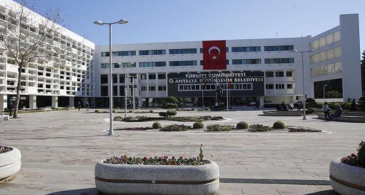 Antalya’da rüşvet operasyonu: Belediyeye soruşturma dalgası