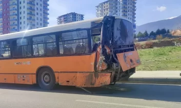 Malatya-Elazığ yolunda kaza: 20 kişi yaralandı