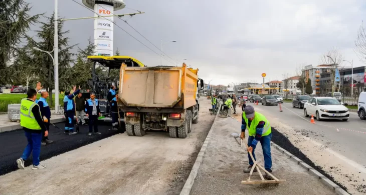 Malatya’da çevre yolu yan yollarında asfalt çalışması başladı