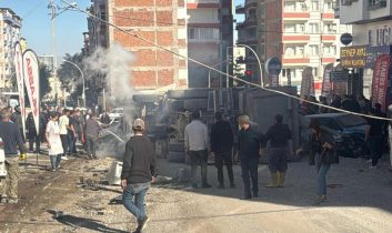 Malatya’da freni boşalan kamyon 15 araca çarptı!