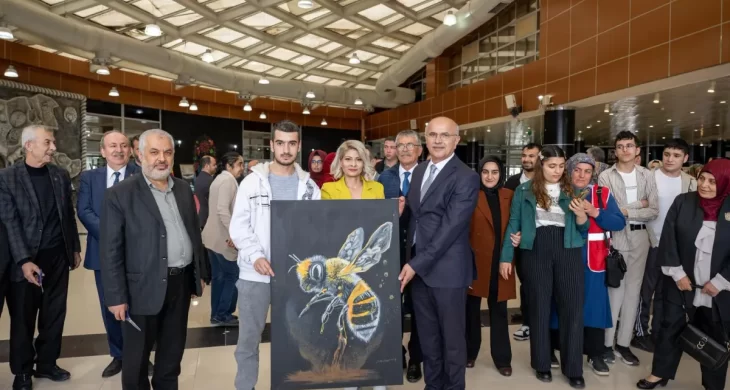 Malatya’da Otizm Farkındalık Haftası resim sergisi açıldı