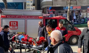 Malatya’da şantiyede işçi asansör boşluğuna düştü
