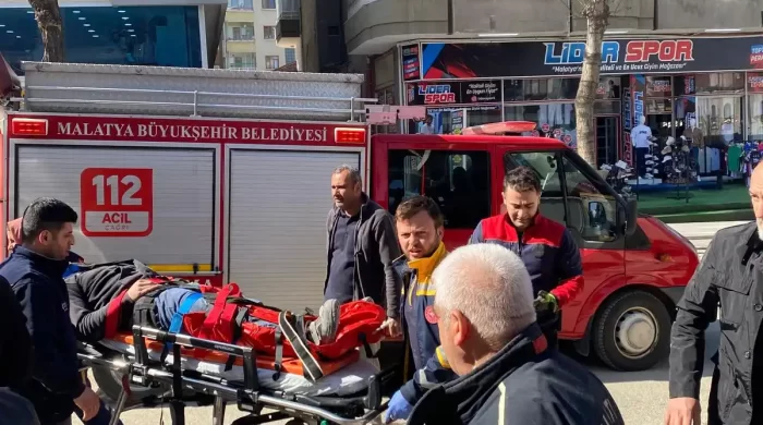 Malatya’da şantiyede işçi asansör boşluğuna düştü