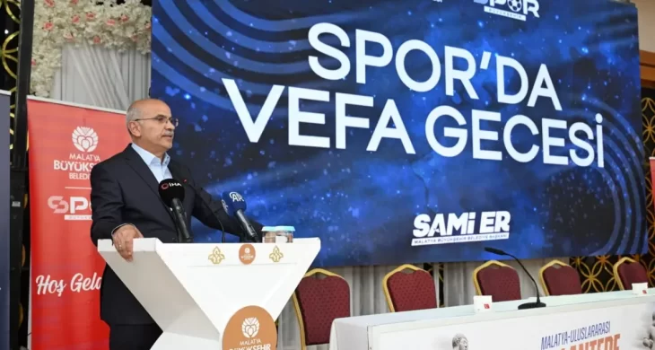 Malatya’da spora emek veren isimlere vefa gecesi