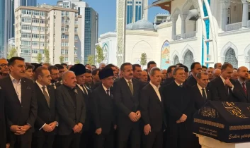 Malatyalı iş insanı Mahmut Çalık son yolculuğuna uğurlandı