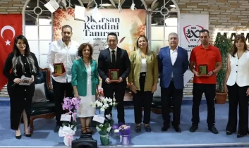 Mamak Belediyesi’nde anlamlı söyleşi: “Okursan Kendini Tanırsın” okurlarla buluştu
