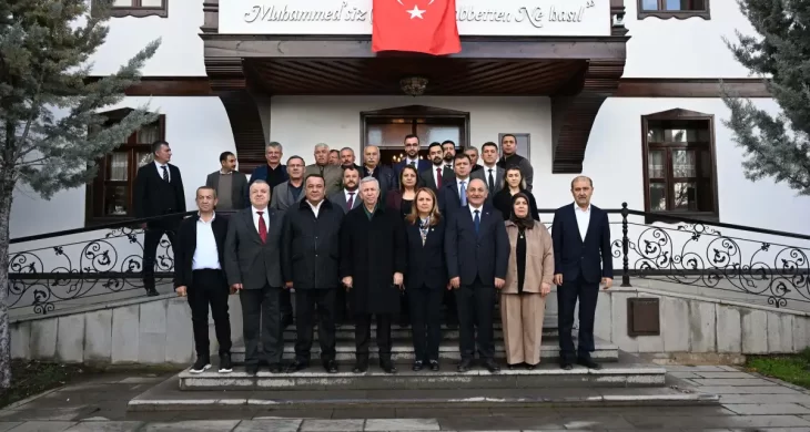 Mansur Yavaş Kalecik’te Hamsi Şöleni’ne katıldı
