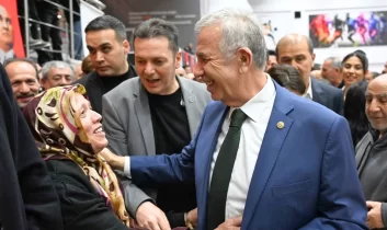 Mansur Yavaş mamaklılarla iftar sofrasında buluştu