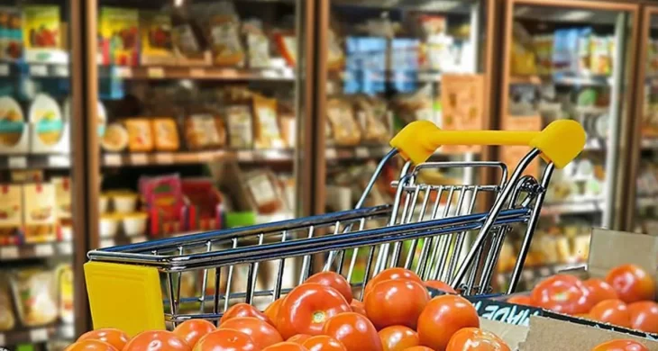 Zincir markete tarihi geçmiş ürün cezası: 1 gün kapatıldı