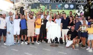 Master tenisçilerin büyük Adana buluşması