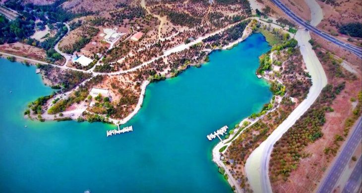 Doğa tutkunlarının uğrak noktası: Mavi Göl’deki doğal yaşam