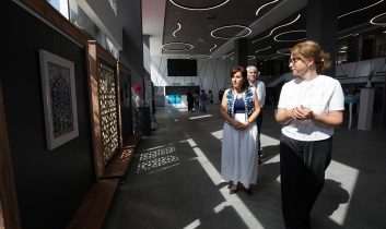 ‘Mavinin Lâl Hali’ sanatseverlerle buluşuyor