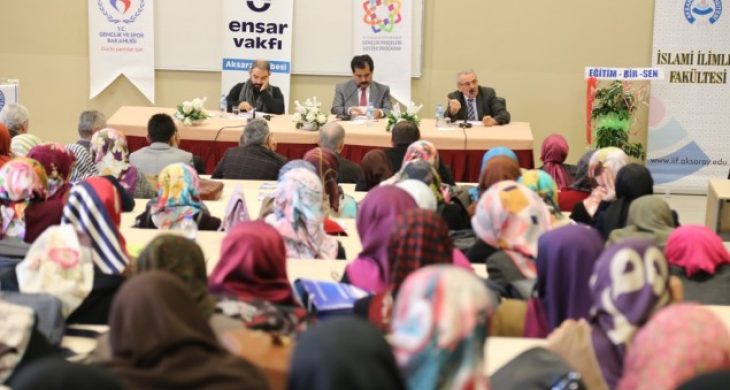 ASÜ’de Vakıflar Konulu Panel