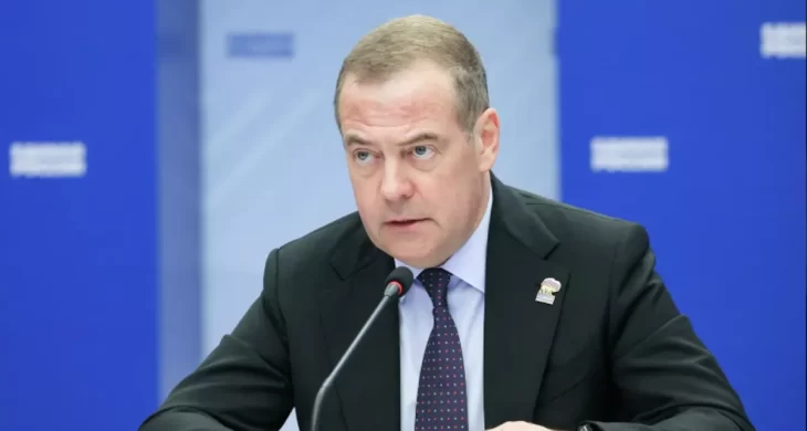 Medvedev’den NATO ve ABD’ye eleştiri: “Orwell’in sözleri bugün de geçerli”