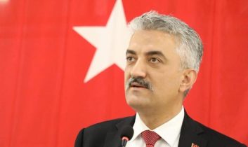 Düzce’nin yeni valisi “Mehmet Makas” oldu