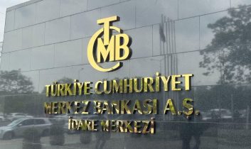TCMB yıla faiz indirimiyle başladı: Politika faizi yüzde 37’ye çekildi
