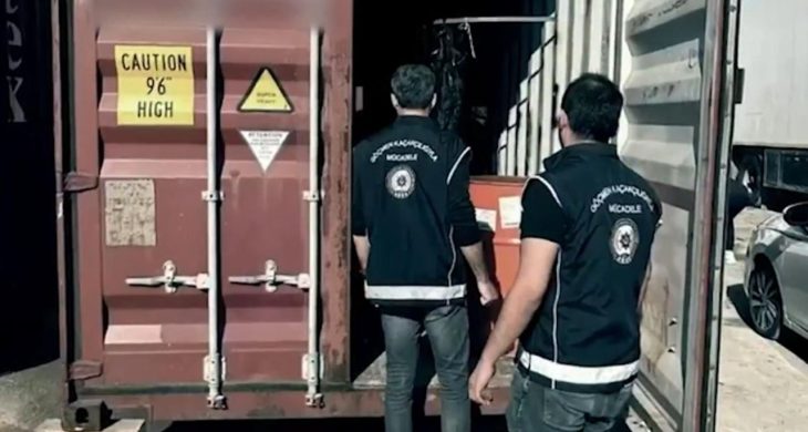 Mersin Limanı’nda göçmen kaçakçılığı operasyonu: 13 gözaltı