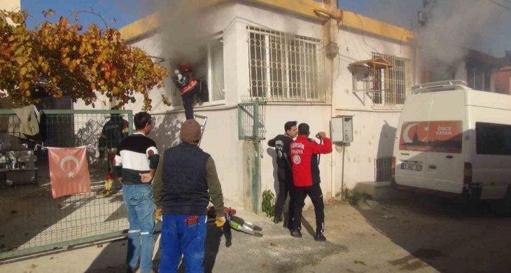 Mersin’de ev yangını: 2 kardeş hayatını kaybetti