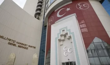 MHP Ardahan İl Teşkilatı için fesih kararı