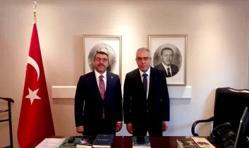 Milletvekili Adem Çalkın’dan Cumhurbaşkanı Başdanışmanı Mehmet Uçum’a ziyaret