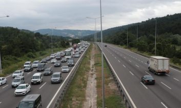 Motorlu taşıtlar 2024’te 383 milyar kilometre yol katetti