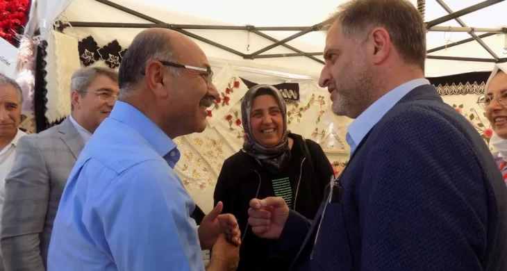 Mudanya’da halk eğitim merkezi yıl sonu sergisi açıldı