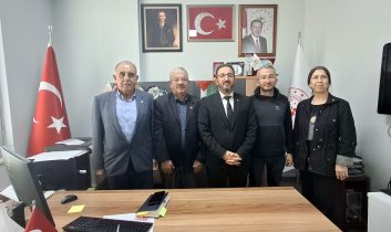 Muhtarlar Derneğinden İlçe Gençlik Spor Müdürü’ne ziyaret