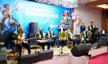 Muhtarlara özel Babalar Günü kutlaması