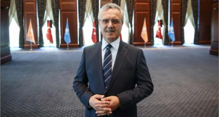 Siyasi kimliğini kullanıp belediyede iş yapanlara müsaade etmeyeceğiz