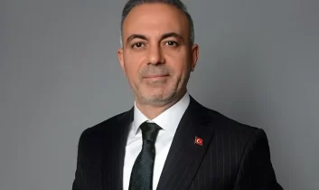 AK Parti Adana Büyükşehir Belediyesi Meclis üyesi Tunç: “Büyük ve kutlu yürüyüşümüz sürüyor”