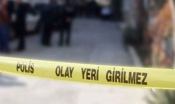 Beyoğlu’nda aile faciası: Baba oğlunu öldürdü, ardından yaşamına son verdi