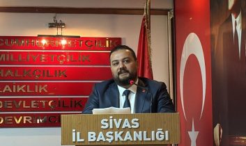 İş İnsanı Onur Konk, CHP Sivas Merkez İlçe Başkan adaylığını açıkladı