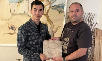 ÇOMÜ’lü akademisyen Kazakistan’da Türk tarihini aydınlatan yazıt keşfi