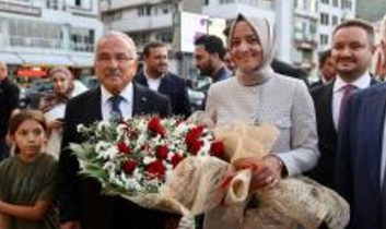 AK Parti Genel Başkan Yardımcısı Fatma Betül Sayan Kaya, Başkan Güler’i ziyaret etti