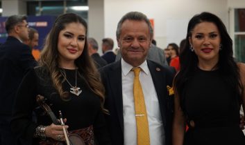 Osman Yazıcı’dan “Notalarla Dokunan Kardeşlik”: Yedi Güzel’in zafer destanı