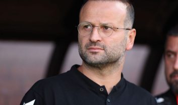 Sivaspor Teknik Direktörü :Başkasının Yediği yemeğin faturasını ben ödemem