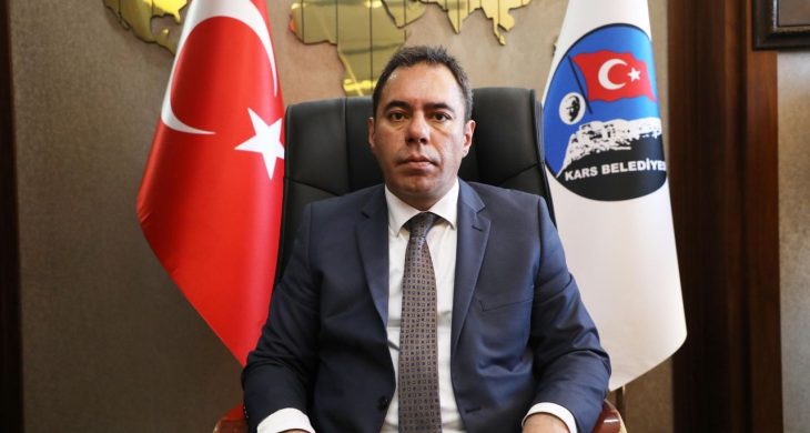 Kars Belediyesi’nden binlerce aileye kıyafet desteği