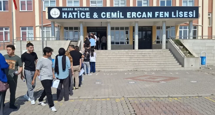 ÖYSM Yüksek Öğretim Kurumları sınavı Beypazarı İlçesinde de sakin bir ortanda başladı