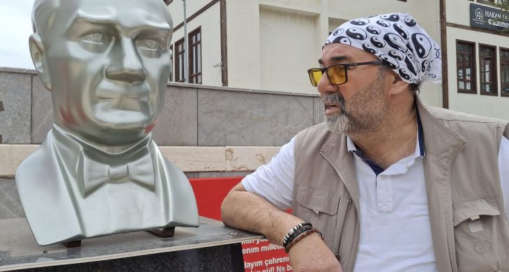 Oyuncu ve Tiyatrocu Selçuk Şimşek hayatını kaybetti